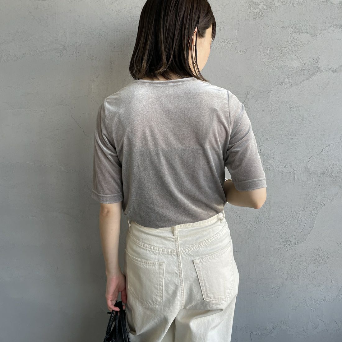 Jeans Factory Clothes [ジーンズファクトリークローズ] シアーベロア ショートスリーブカットソー [21254064] 001 ｸﾞﾚｰ &&モデル身長：158cm 着用サイズ：F&&