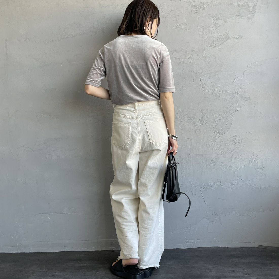 Jeans Factory Clothes [ジーンズファクトリークローズ] シアーベロア ショートスリーブカットソー [21254064] 001 ｸﾞﾚｰ &&モデル身長：158cm 着用サイズ：F&&