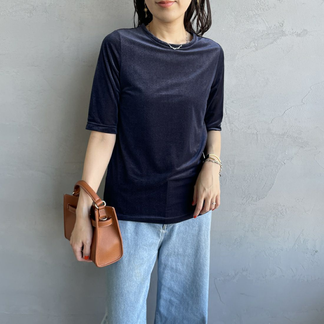 Jeans Factory Clothes [ジーンズファクトリークローズ] シアーベロア ショートスリーブカットソー [21254064] 076 ﾈｲﾋﾞｰ &&モデル身長：160cm 着用サイズ：F&&