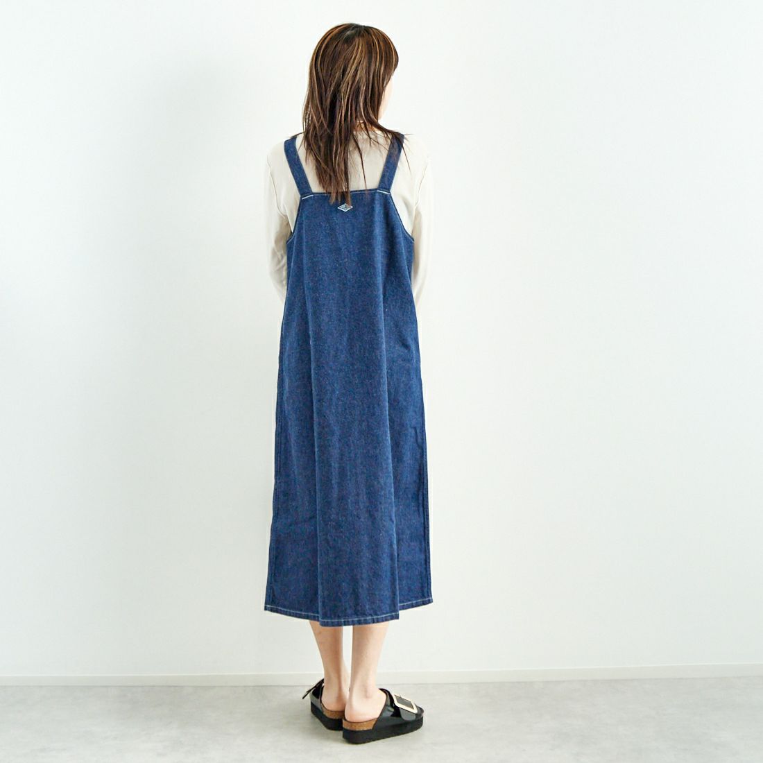 DANTON [ダントン] デニム オーバーオールスカート [DT-F0009KDM] INDIGO &&モデル身長：167cm 着用サイズ：36&&