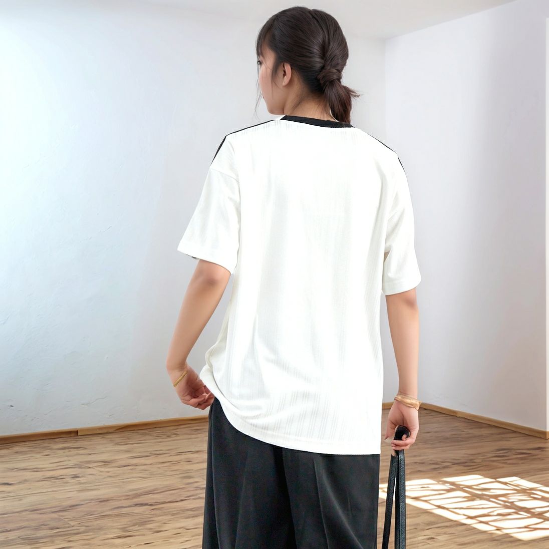 adidas Originals [アディダス オリジナルス] ショートスリーブTシャツ [KMA93] IM9459 &&モデル身長：167cm 着用サイズ：S&&