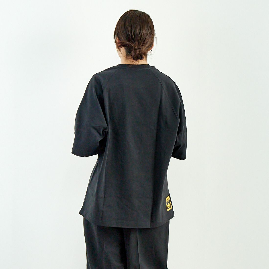 adidas Originals [アディダス オリジナルス] 半袖Tシャツ [KKU16] JW1854 &&モデル身長：167cm 着用サイズ：S&&