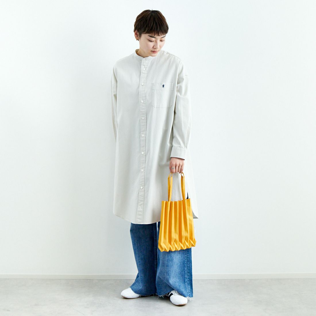 Gymphlex [ジムフレックス] バンドカラーシャツドレス [GY-G0064BIT] SAND BEIGE &&モデル身長：160cm 着用サイズ：14&&