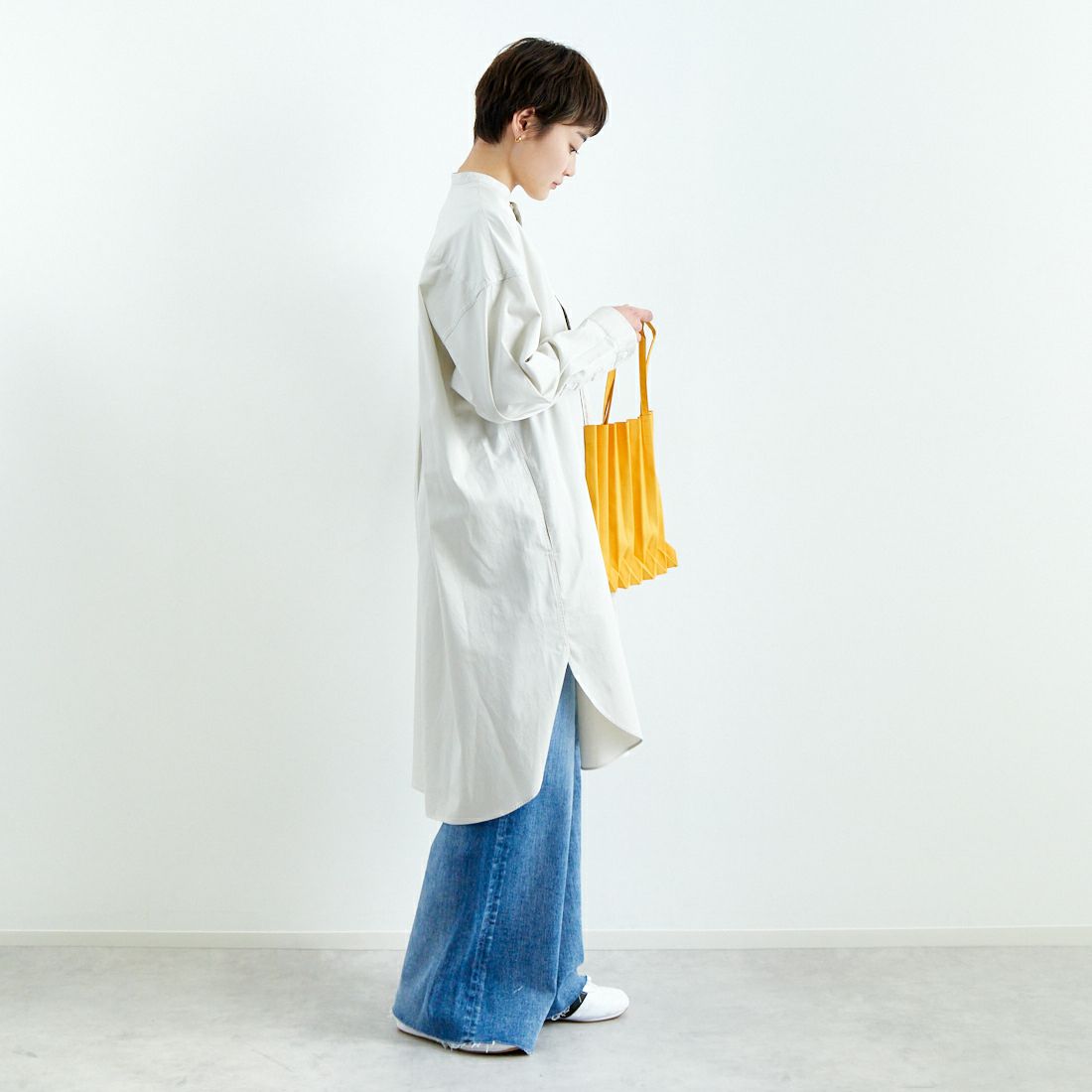 Gymphlex [ジムフレックス] バンドカラーシャツドレス [GY-G0064BIT] SAND BEIGE &&モデル身長：160cm 着用サイズ：14&&