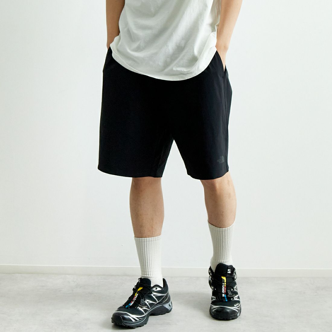 THE NORTH FACE [ザ ノースフェイス] ヴェイグラントショーツ [NB22582] K &&モデル身長：179cm 着用サイズ：XL&&