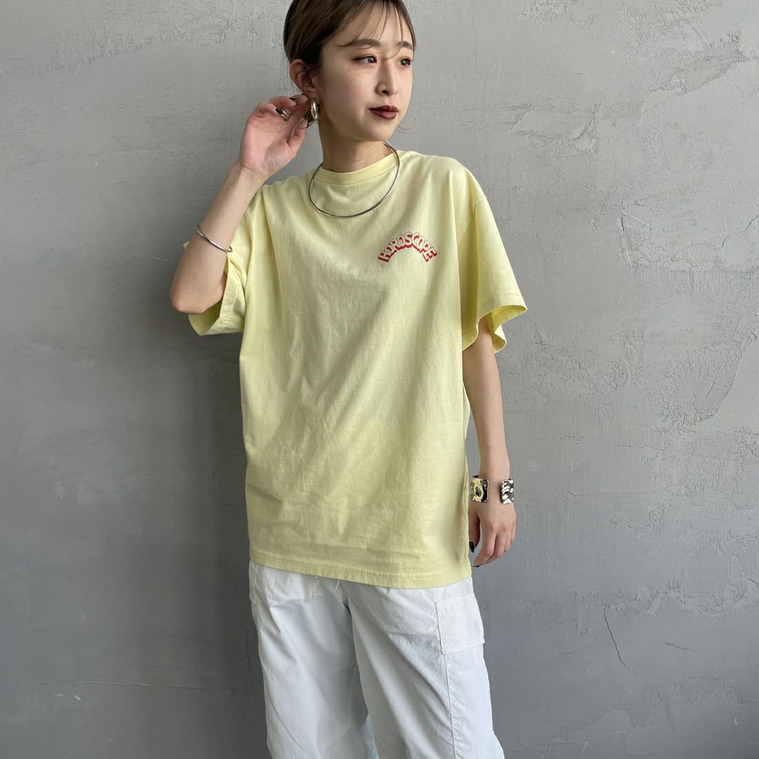 THE SHINZONE [ザ シンゾーン] ホロスコープ Tシャツ [25SMSCU13] 52 LIMEYEL &&モデル身長：150cm 着用サイズ：F0&&