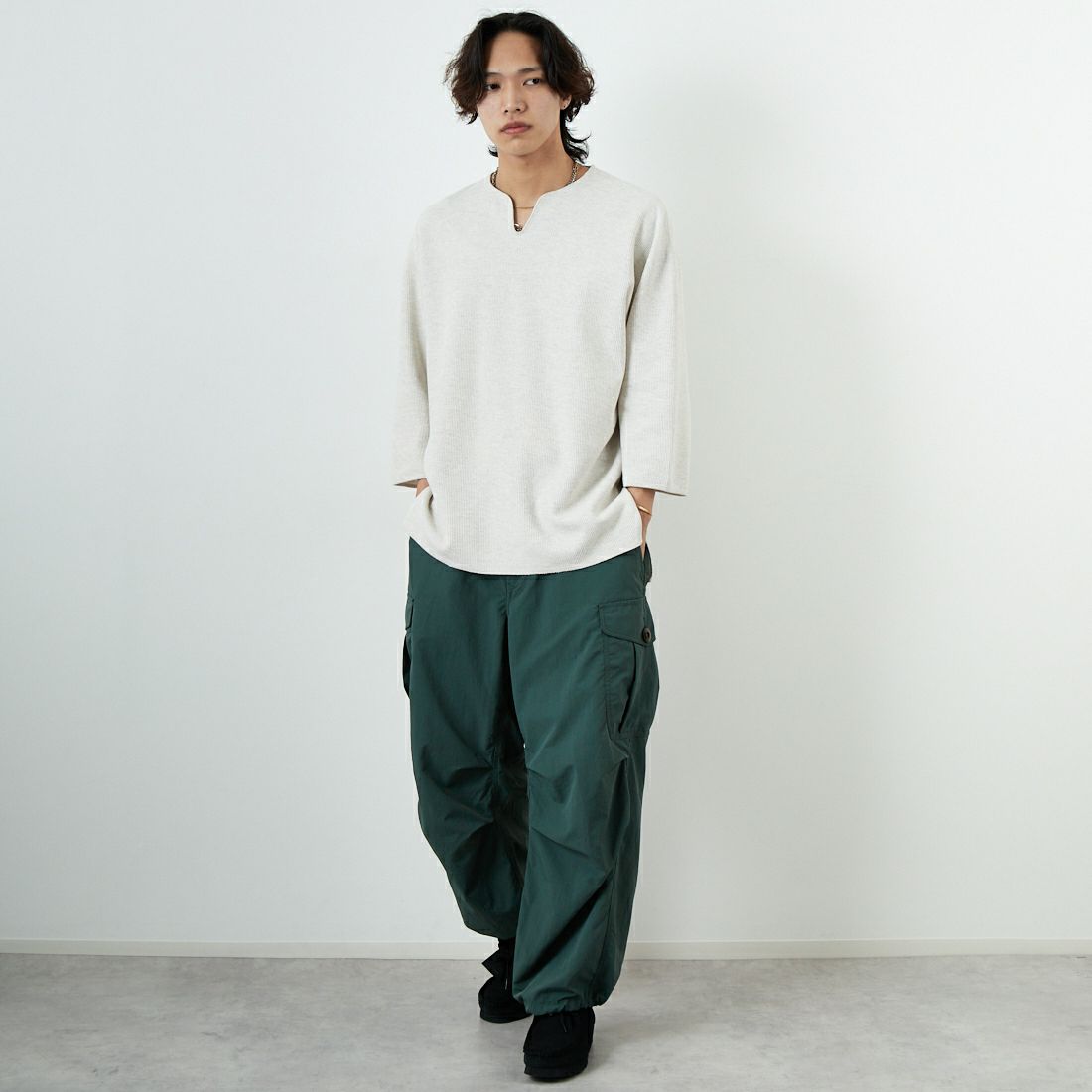 blurhms ROOTSTOCK [ブラームス ルーツストック] 別注 ラフ&スムース サーマル オーバーネック 7分袖Tシャツ [BROOTS24SJF01S25] OATMEAL &&モデル身長：179cm 着用サイズ：3&&