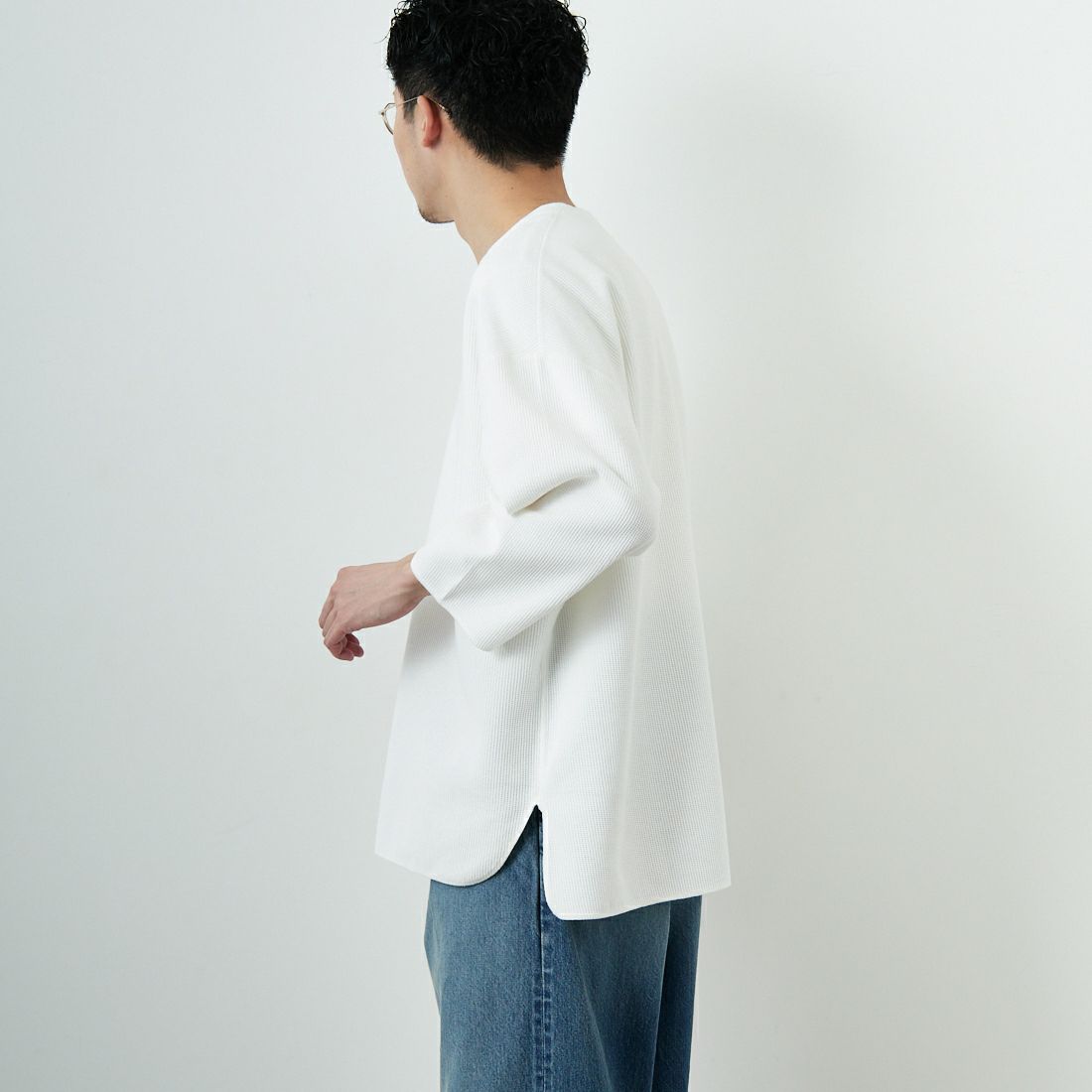 blurhms ROOTSTOCK [ブラームス ルーツストック] 別注 ラフ&スムース サーマル オーバーネック 7分袖Tシャツ [BROOTS24SJF01S25] OFF WHITE &&モデル身長：168cm 着用サイズ：3&&