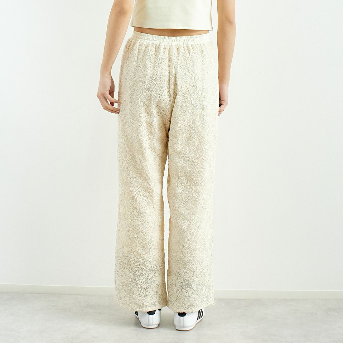 CHIGNON [シニヨン] 刺繍レースパンツ [3651-012KK] IVORY &&モデル身長：167cm 着用サイズ：F&&