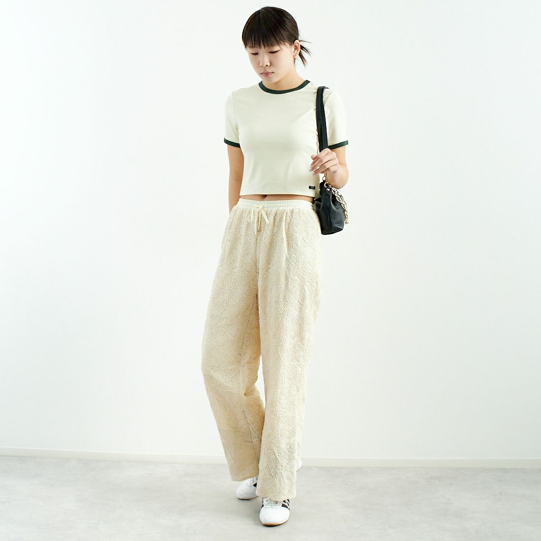 CHIGNON [シニヨン] 刺繍レースパンツ [3651-012KK] IVORY &&モデル身長：167cm 着用サイズ：F&&