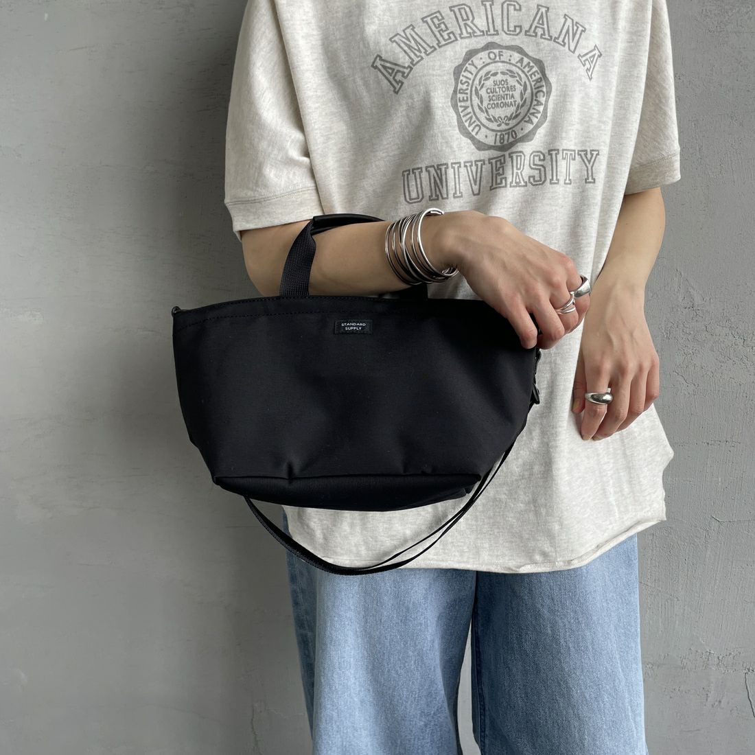 11 BLACK