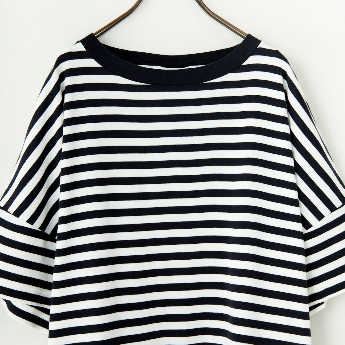 THE SHINZONE [ザ シンゾーン] フレンチストライプ ハーフスリーブTシャツ [25SMSCU05] 85 NAVY
