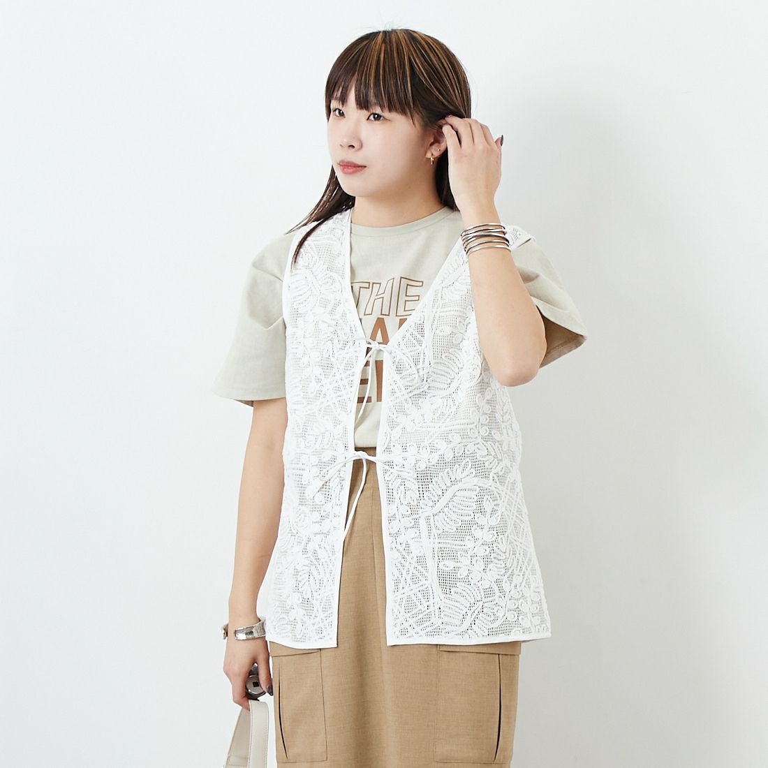 Jf Ready Made [ジェイエフレディメイド] 前後2WAYベスト [24993-JK] OFF WHITE &&モデル身長：167cm 着用サイズ：F&&