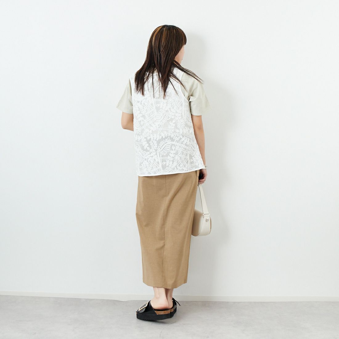 Jf Ready Made [ジェイエフレディメイド] 前後2WAYベスト [24993-JK] OFF WHITE &&モデル身長：167cm 着用サイズ：F&&
