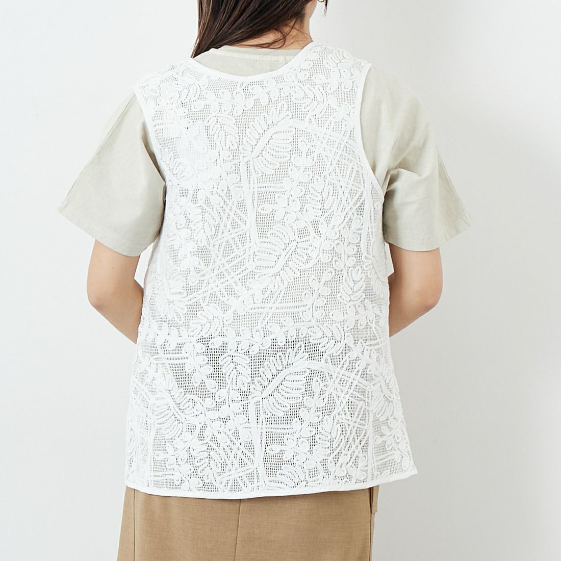 Jf Ready Made [ジェイエフレディメイド] 前後2WAYベスト [24993-JK] OFF WHITE &&モデル身長：167cm 着用サイズ：F&&
