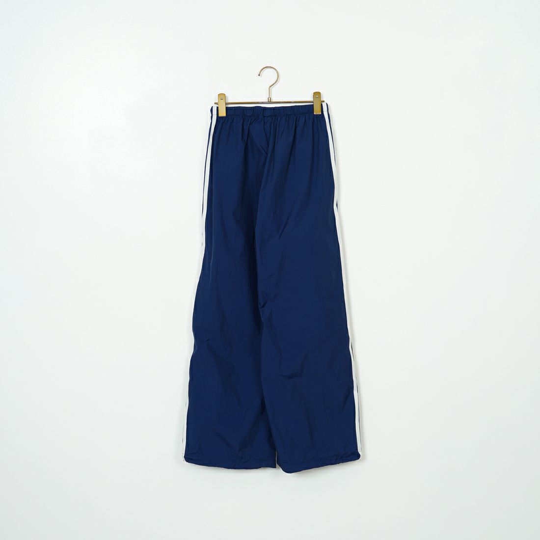 adidas Originals [アディダス オリジナルス] スリーストライプス ウーブン パラシュートパンツ [JUJ70] JD3127
