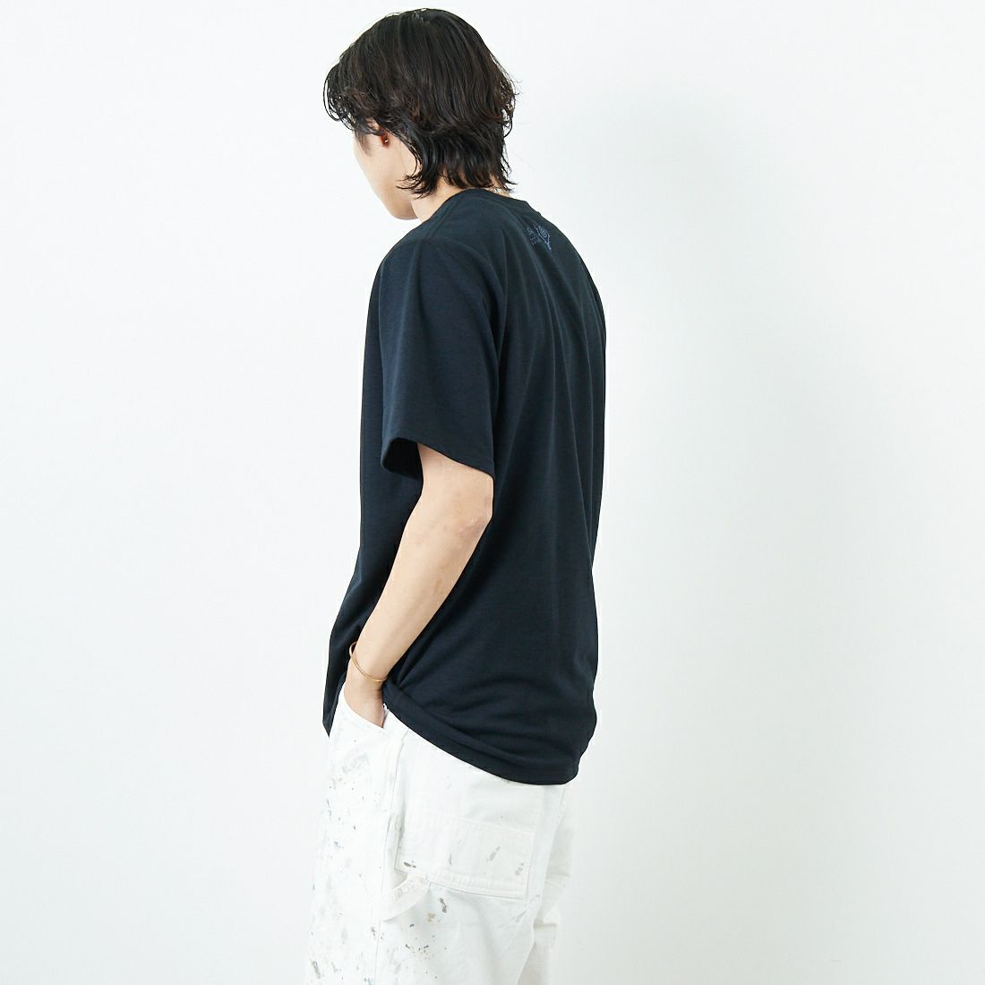 South2West8 [サウスツーウエストエイト] ショートスリーブクルーネックTシャツ [QV668] B BLACK &&モデル身長：179cm 着用サイズ：M&&