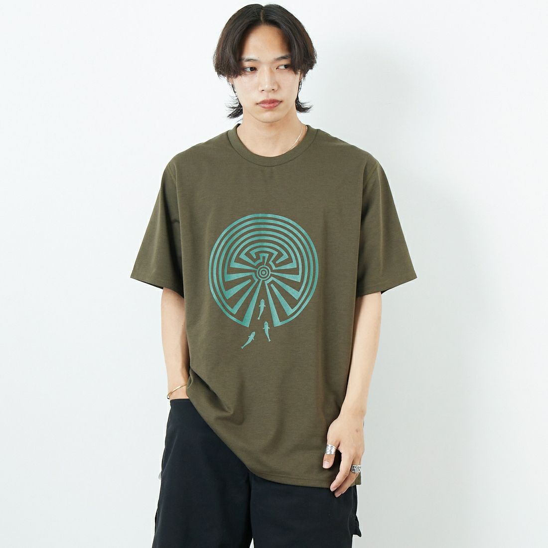 A OLIVE&&モデル身長：179cm 着用サイズ：L&&