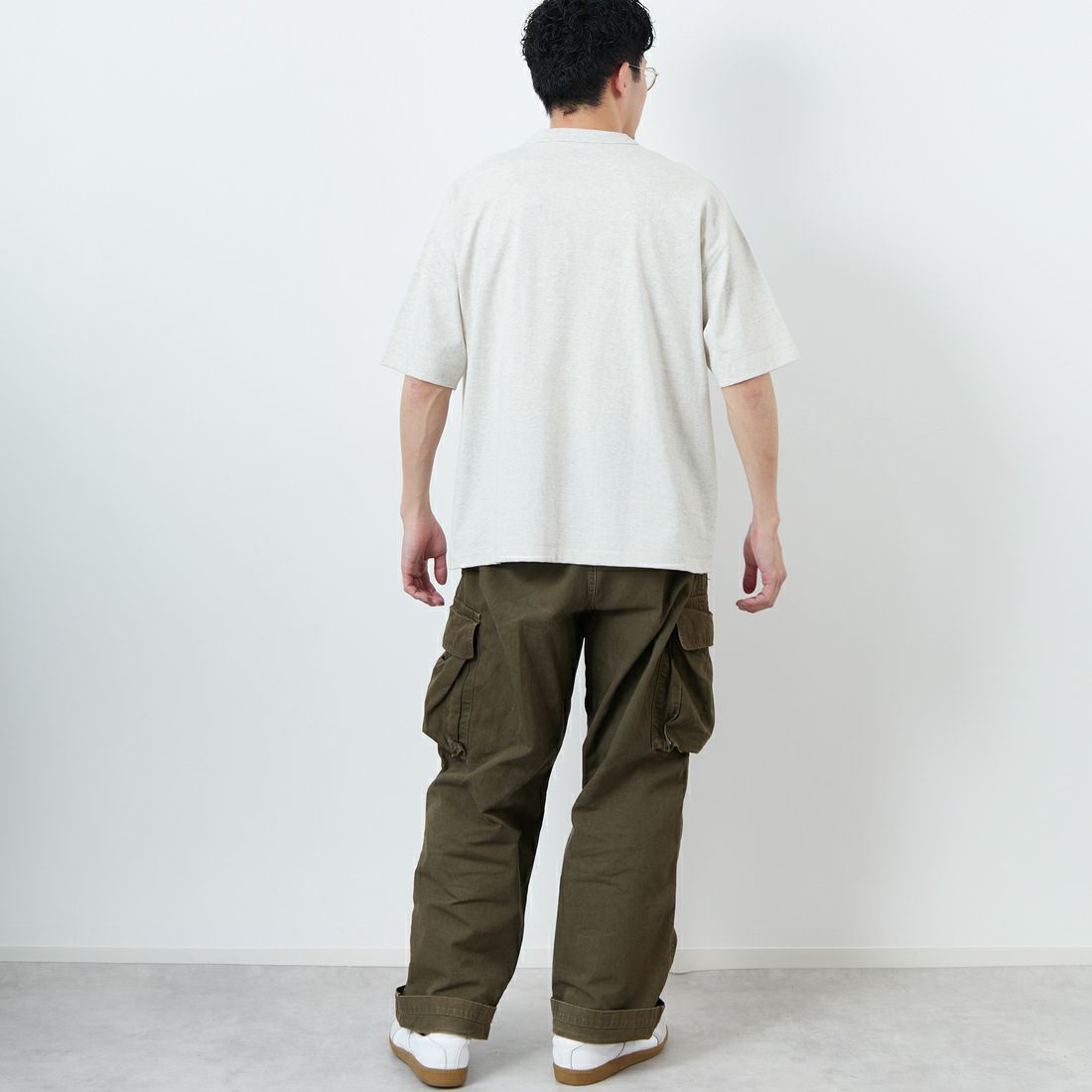 Health knit [ヘルスニット] 別注 ビッグシルエット ヘンリーネックTシャツ [HR25S-M121-JF] OATMEAL &&モデル身長：168cm 着用サイズ：M&&