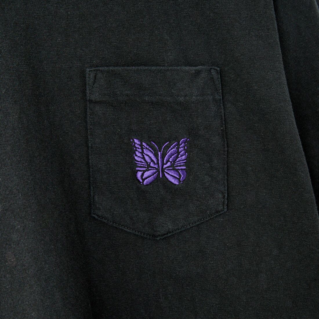 Needles [ニードルズ] パピヨン刺繍ポケットTシャツ [QV357] G BLACK