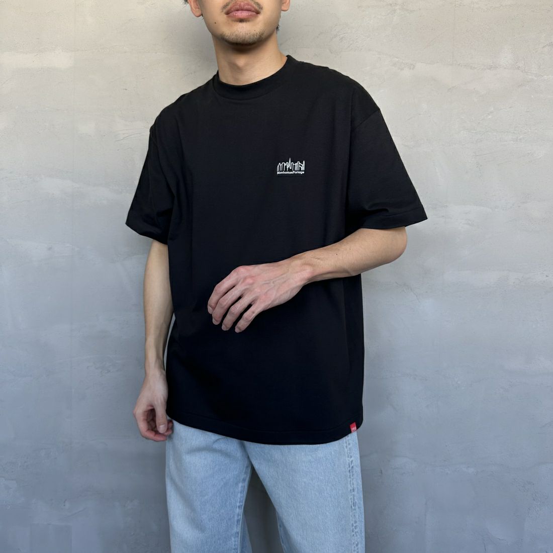 BLACK&&モデル身長：168cm 着用サイズ：L&&