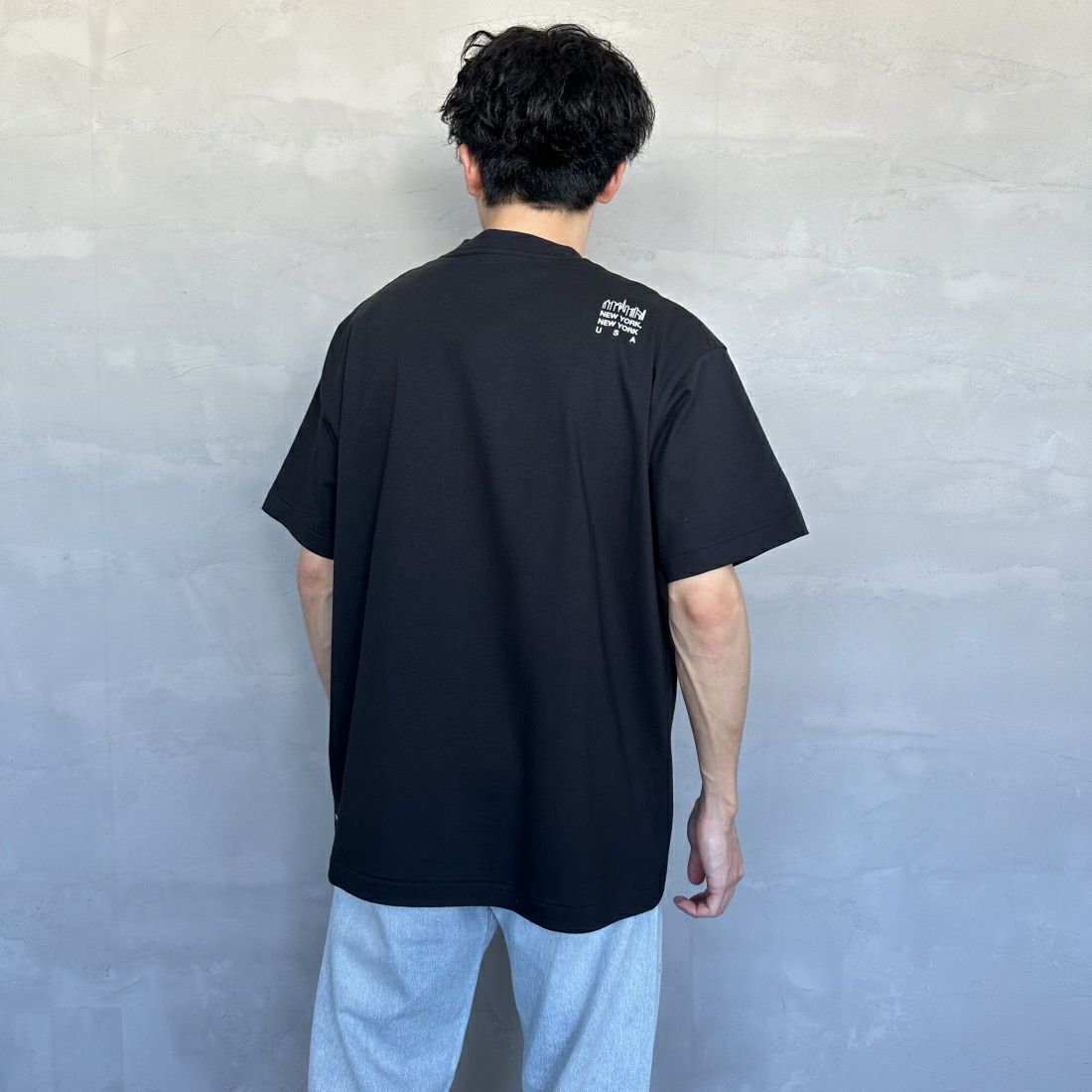 MANHATTAN PORTAGE [マンハッタンポーテージ] ショートスリーブ プリントTシャツ [MP-M579] BLACK &&モデル身長：168cm 着用サイズ：L&&