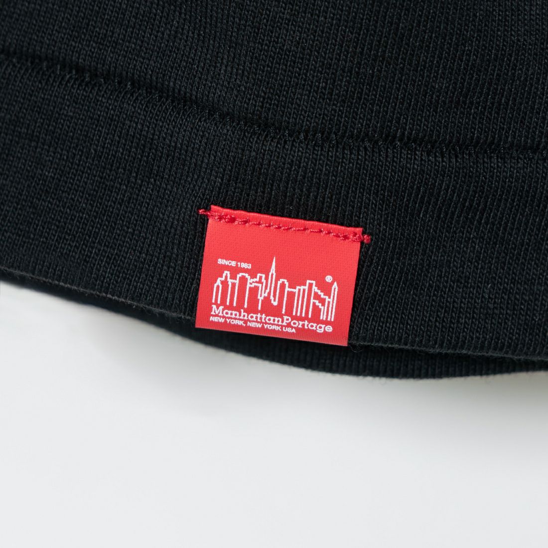 MANHATTAN PORTAGE [マンハッタンポーテージ] ショートスリーブ プリントTシャツ [MP-M579] BLACK