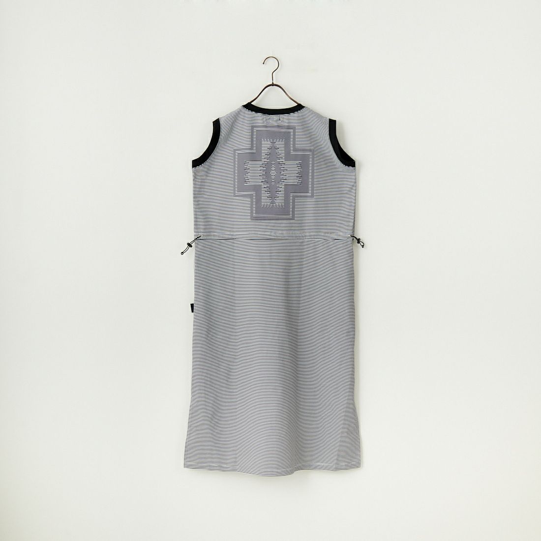 90 WHT/BLK