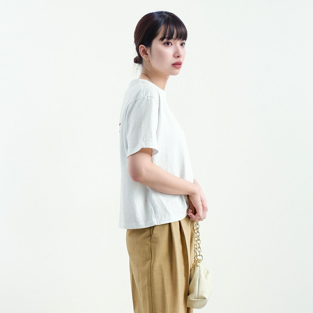 patagonia [パタゴニア] ウィメンズ ユニティフィッツ イージーカットレスポンシビリTシャツ [37769] WHI &&モデル身長：167cm 着用サイズ：S&&