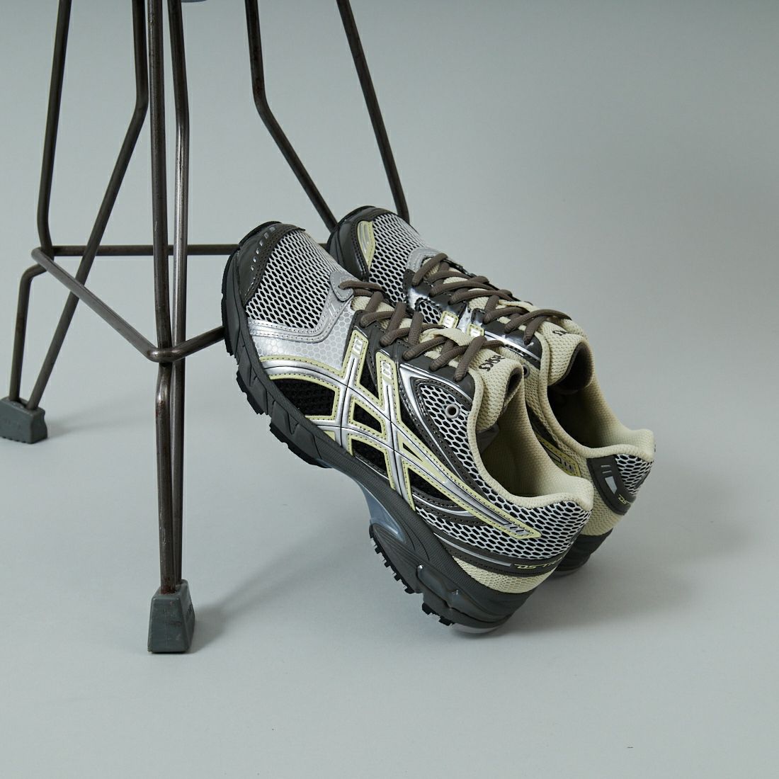 ASICS [アシックス] スニーカー [GEL-DS-TRAINER-14] 020