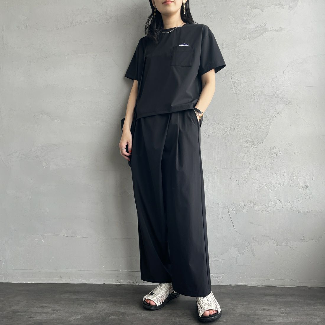 BLACK&&モデル身長：160cm 着用サイズ：F&&