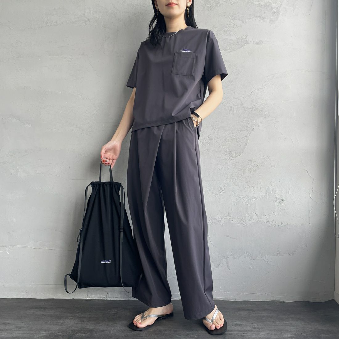 THOUSAND MILE [サウザンド マイル] 別注 サマーバケーション ラップパンツセットアップ [TM251NP50952-JF] CHARCOAL &&モデル身長：160cm 着用サイズ：F&&