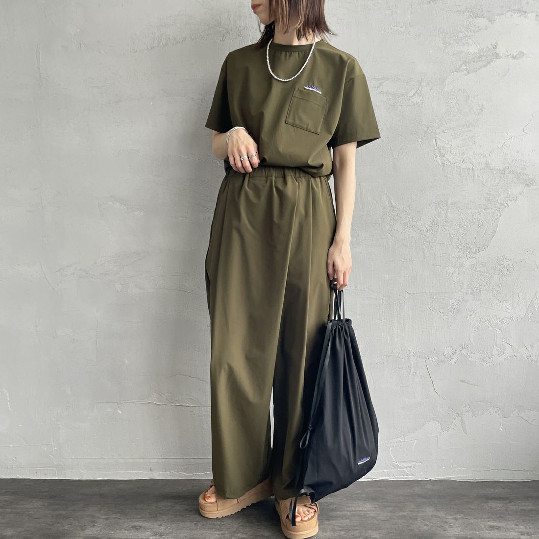 THOUSAND MILE [サウザンド マイル] 別注 サマーバケーション ラップパンツセットアップ [TM251NP50952-JF] OLIVE &&モデル身長：158cm 着用サイズ：F&&