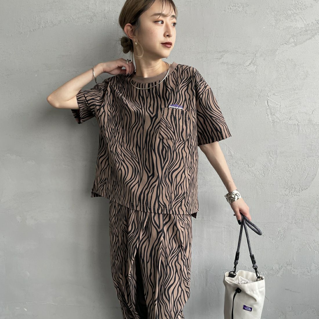 THOUSAND MILE [サウザンド マイル] 別注 ゼブラ柄 サマーバケーション ラップパンツセットアップ [TM251QP50952-JF] ZEBRA &&モデル身長：150cm 着用サイズ：F&&