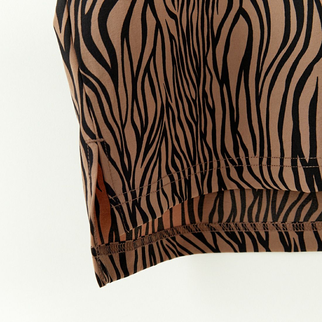 THOUSAND MILE [サウザンド マイル] 別注 ゼブラ柄 サマーバケーション ラップパンツセットアップ [TM251QP50952-JF] ZEBRA