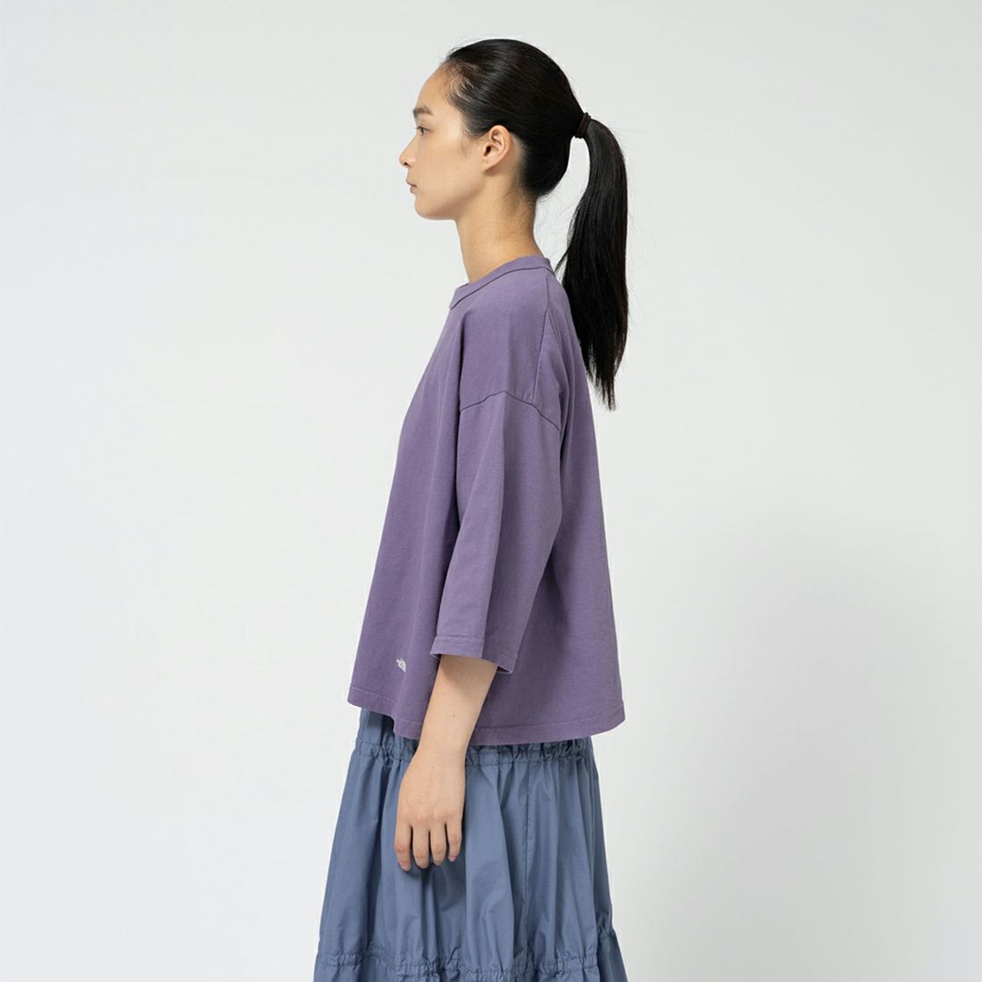 THE NORTH FACE PURPLE LABEL [ザ ノースフェイス パープルレーベル] 7オンスクロップドTシャツ [N25SI103] FO FP/OW &&モデル身長：162cm 着用サイズ：WS&&