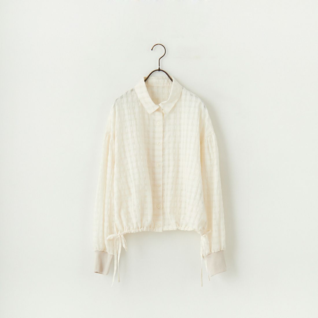 02 O.WHITE