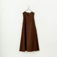 BROWN DOTS
