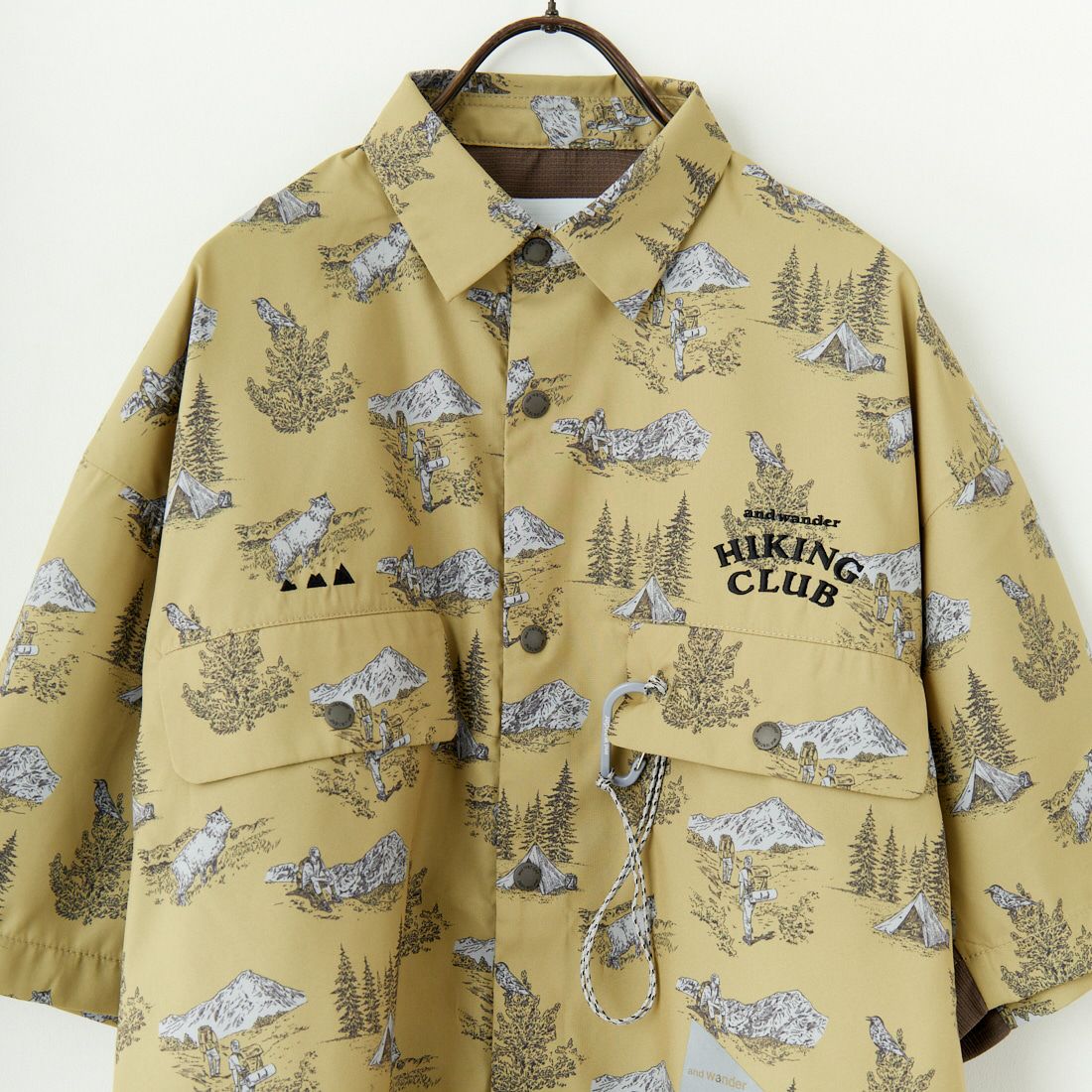 and wander [アンドワンダー] ハイキングクラブ テックシャツ [5745153051] BEIGE