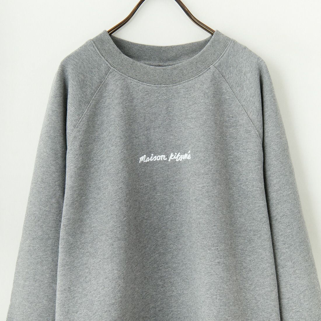 MAISON KITSUNE [メゾン キツネ] エンブロイダリー オーバーサイズラグランスウェット [OM00309KM0001] H131 MEDIU