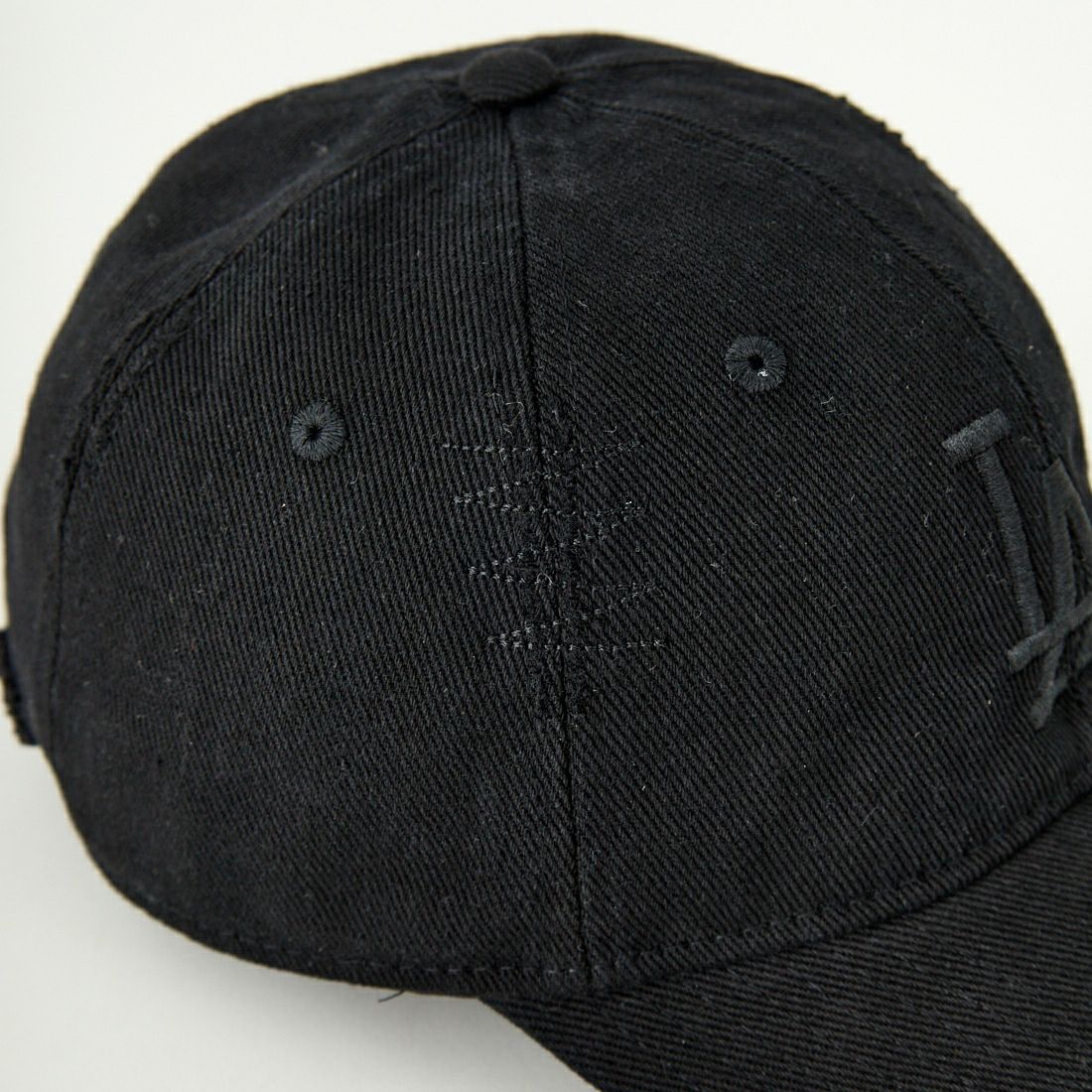 NEW ERA [ニューエラ] 9TWENTY ダメージキャップ [14388779] LOSDOD BLK