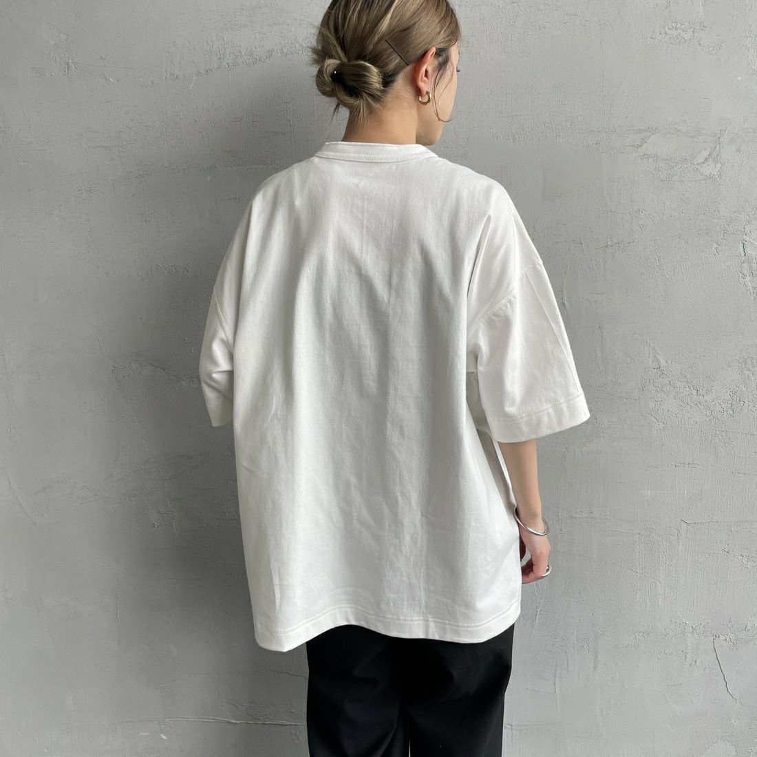 Health knit [ヘルスニット] 別注 ビッグシルエット ヘンリーネックTシャツ [HR25S-M121-JF] WHITE &&モデル身長：150cm 着用サイズ：S&&