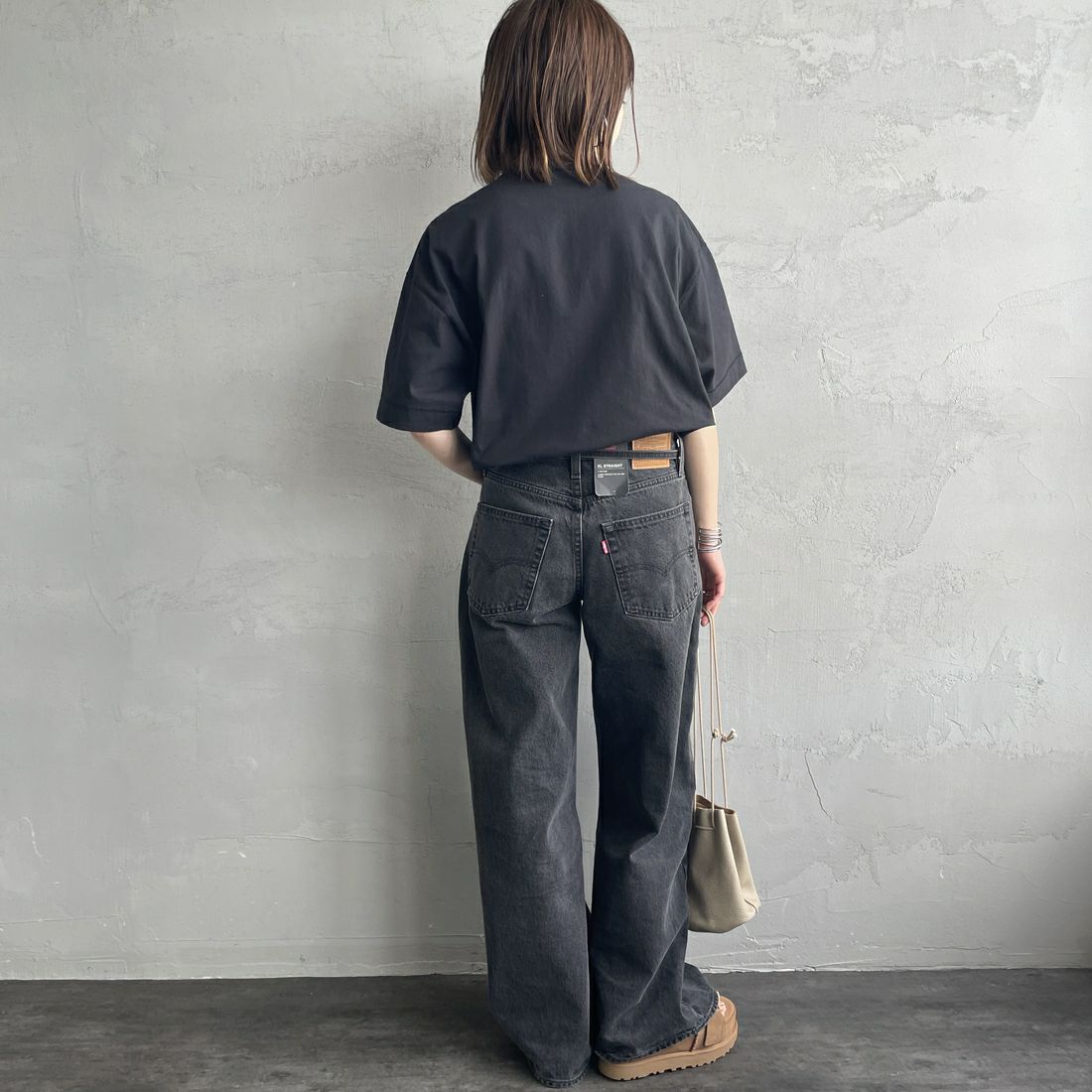 Health knit [ヘルスニット] 別注 ビッグシルエット ヘンリーネックTシャツ [HR25S-M121-JF] BLACK &&モデル身長：158cm 着用サイズ：S&&