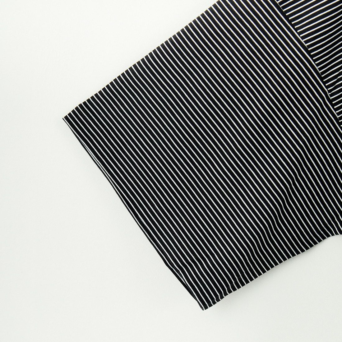 HANDVAERK [ハンドバーク] 60/2 ショートスリーブテーパードビッグTシャツ [6525] BLACK/WHIT