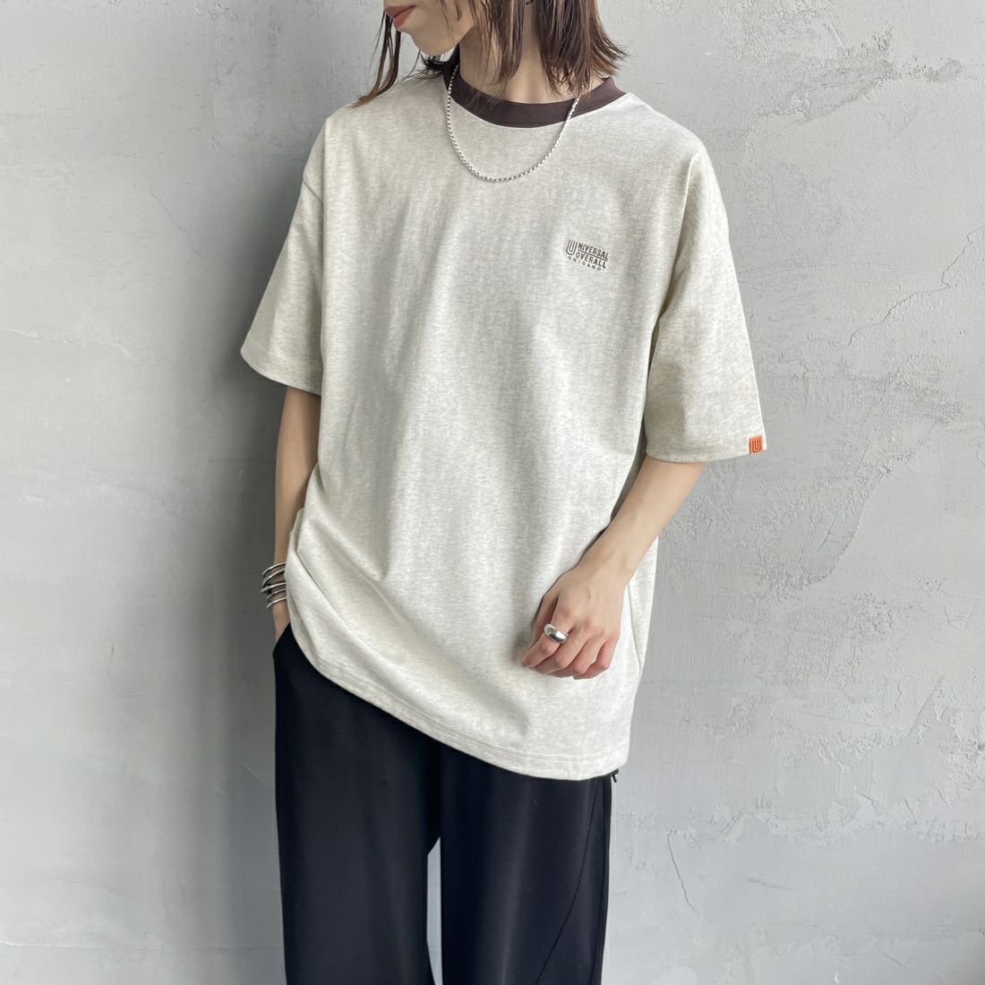 UNIVERSAL OVERALL [ユニバーサルオーバーオール] 別注 ドローコード付き ワイドシルエットTシャツ [U2513282IN-JF] OAT/BRN &&モデル身長：158cm 着用サイズ：S&&