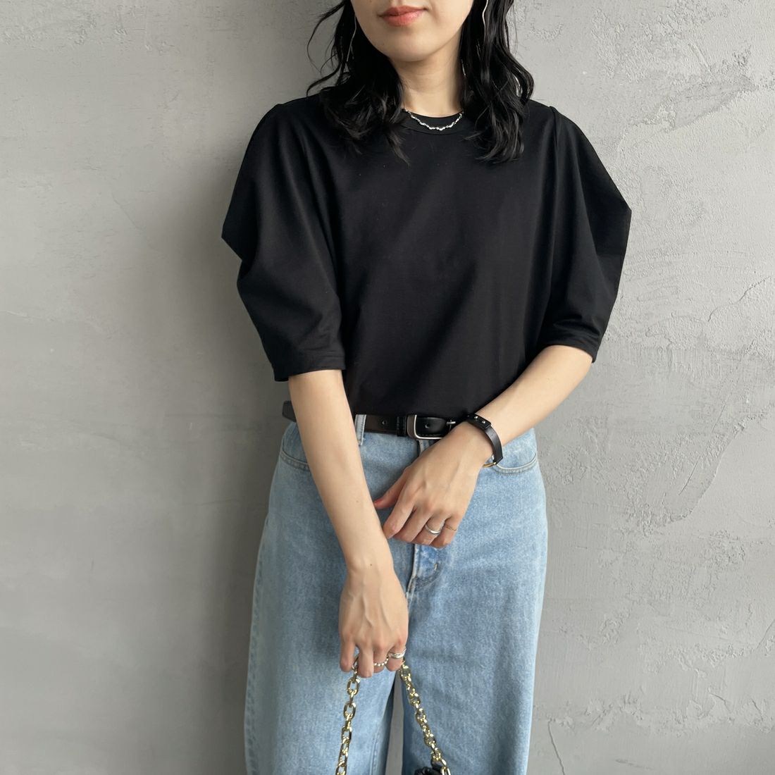 mizuiro ind [ミズイロインド] ドレープスリーブTシャツ [1-210066] 99 BLACK &&モデル身長：160cm 着用サイズ：F&&