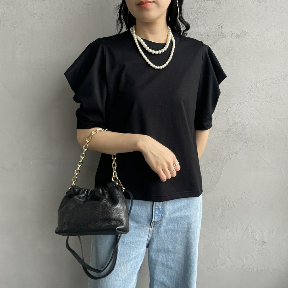 mizuiro ind [ミズイロインド] ドレープスリーブTシャツ [1-210066] 99 BLACK &&モデル身長：160cm 着用サイズ：F&&