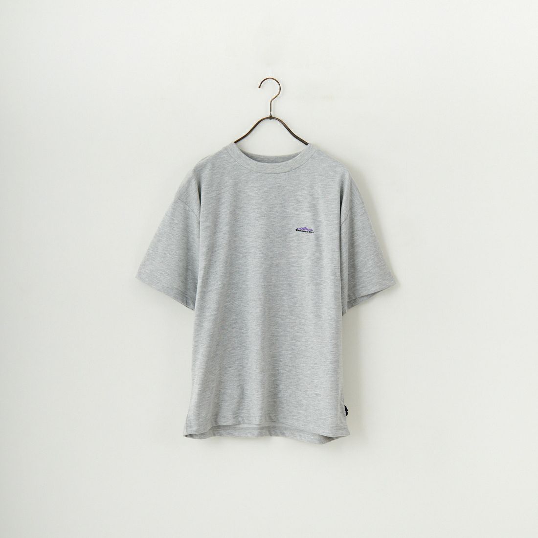 THOUSAND MILE [サウザンド マイル] ワンポイント刺繍ロゴ ショートスリーブTシャツ [TM251TC00280] MD GRAY
