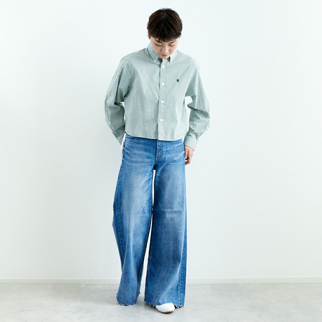 YANUK [ヤヌーク] ワイドフレアデニムパンツ [57134307] CVL &&モデル身長：160cm 着用サイズ：25&&