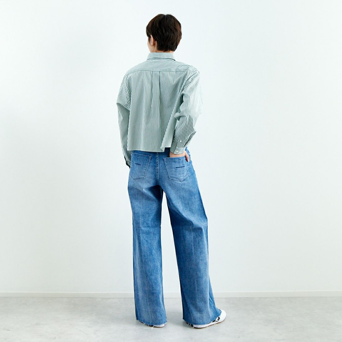 YANUK [ヤヌーク] ワイドフレアデニムパンツ [57134307] CVL &&モデル身長：160cm 着用サイズ：25&&